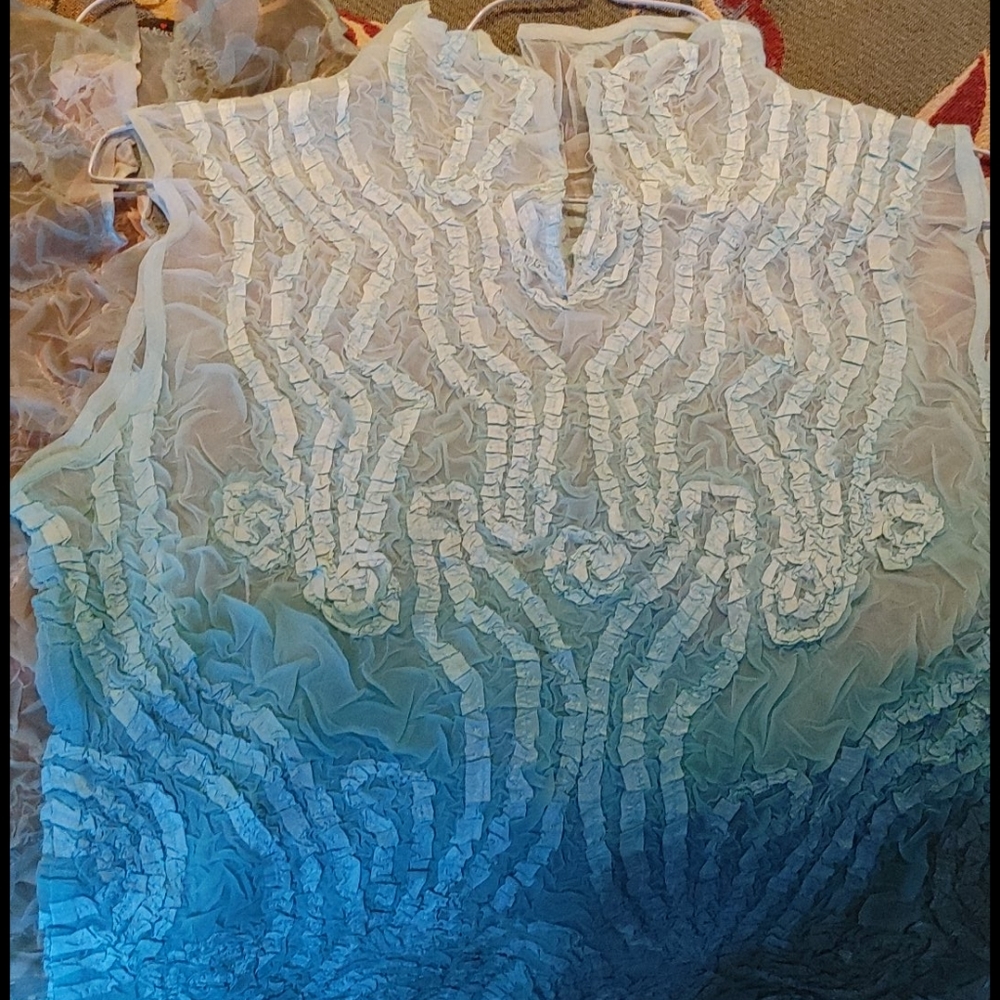 Shirts - Picture 2 of 4